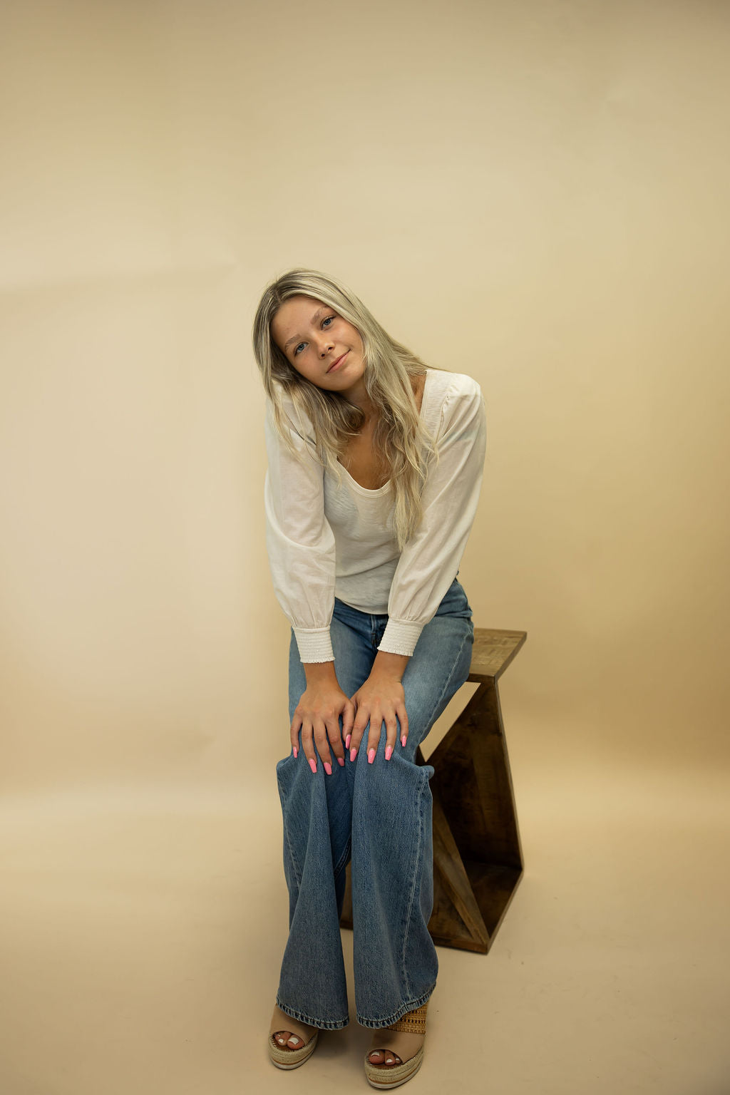 LAURA SQUARE NECK FEMME TEE