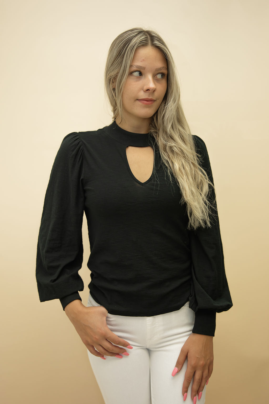 SHELBY CUT OUT TEE