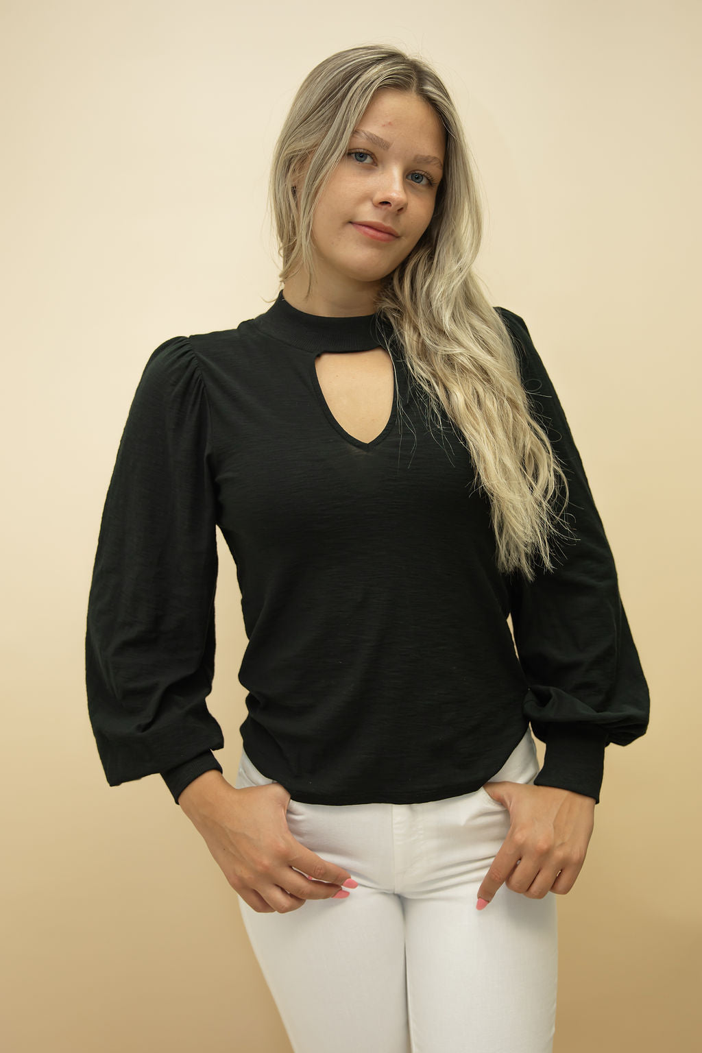 SHELBY CUT OUT TEE
