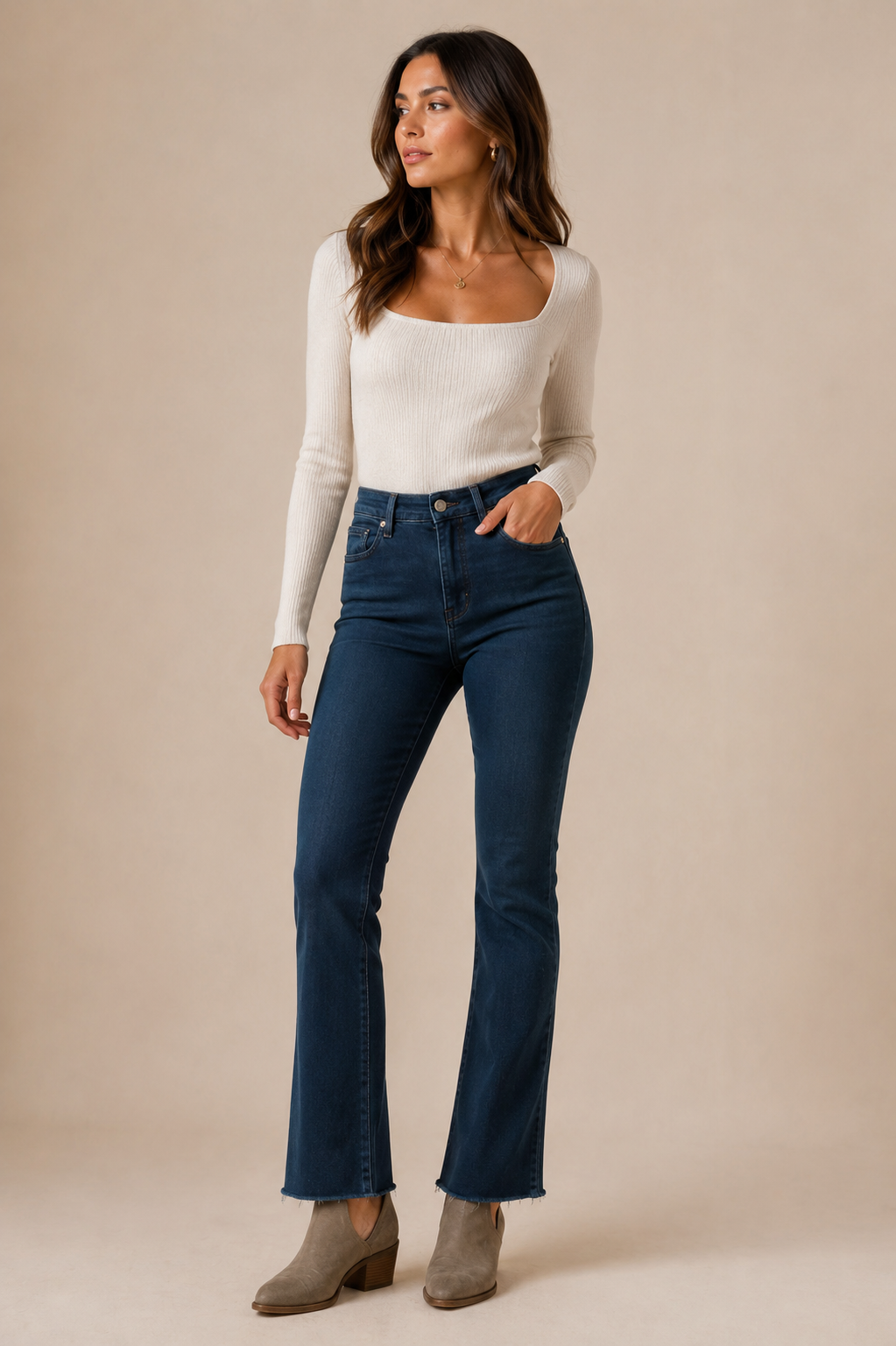 BELLA CROP FLARE