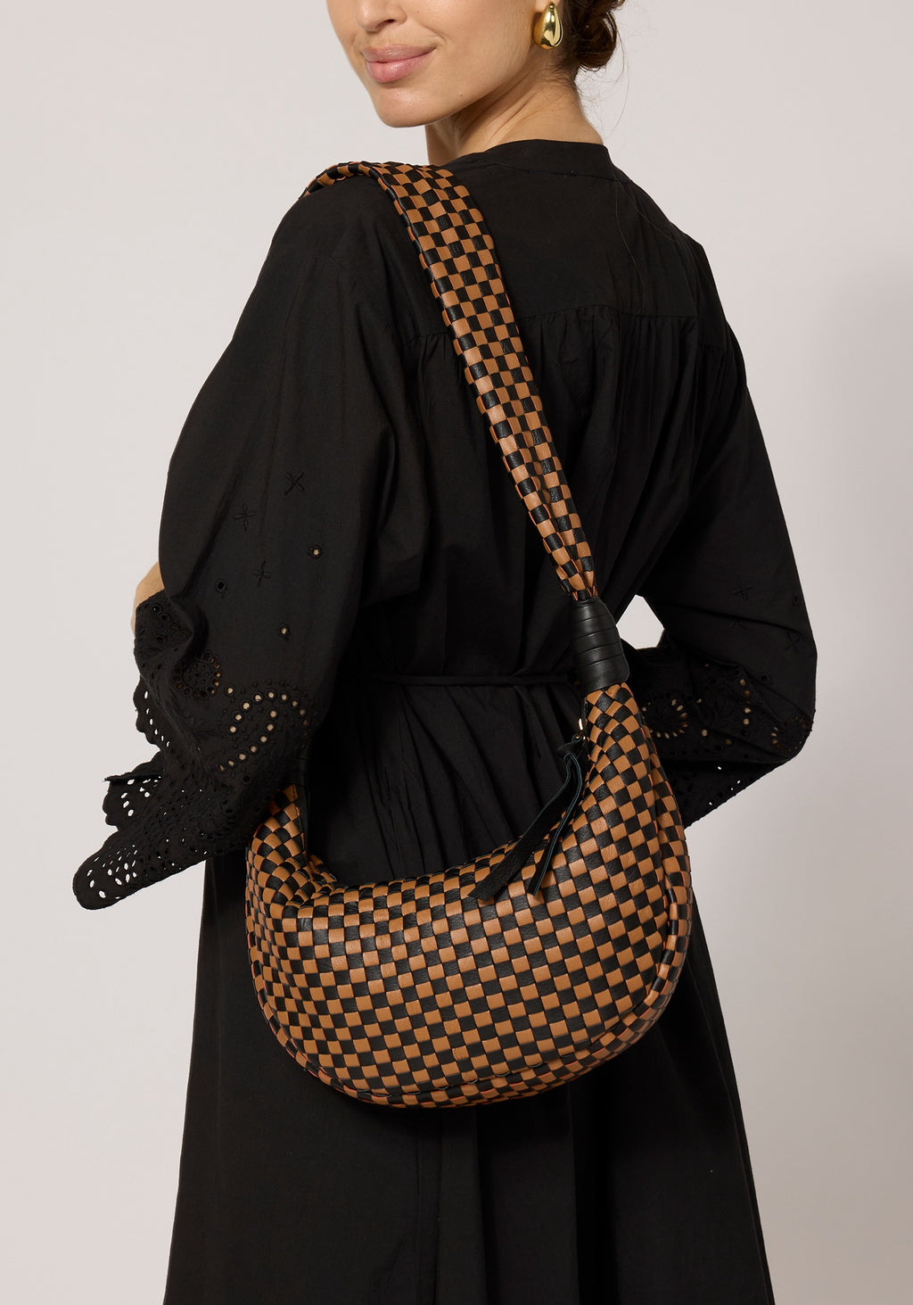 DYLAN WOVEN HANDBAG - AMARA Clothing Boutique