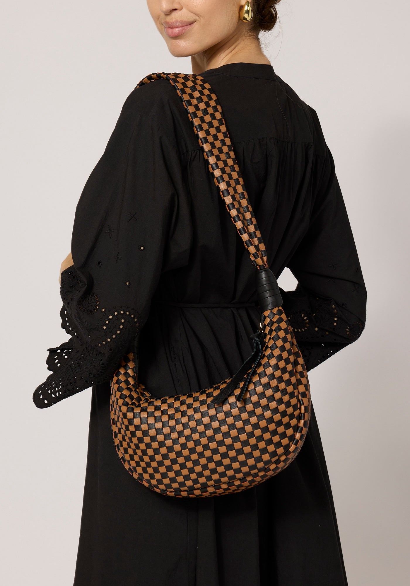DYLAN WOVEN HANDBAG - AMARA Clothing Boutique