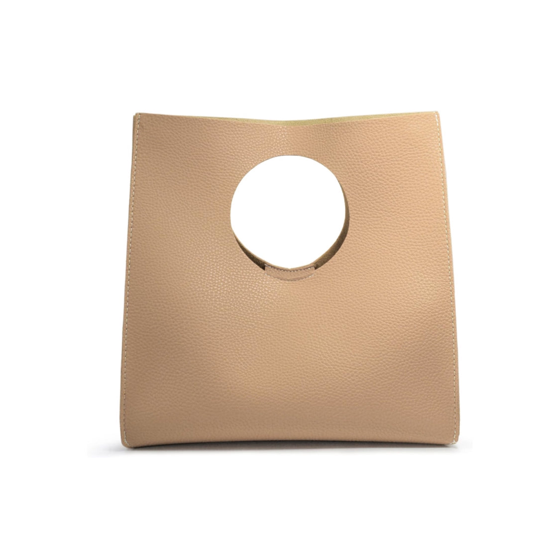 The Madison Clutch in Camel