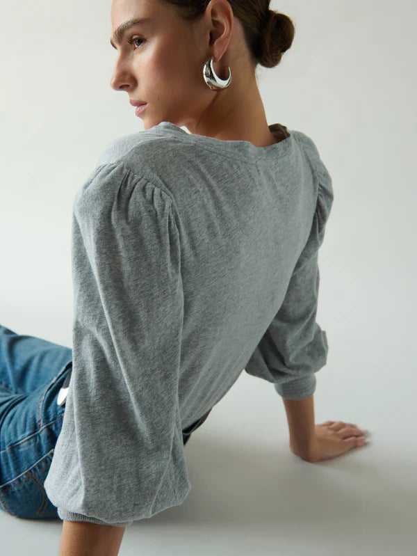 LOREN SMOCK PEASANT TEE