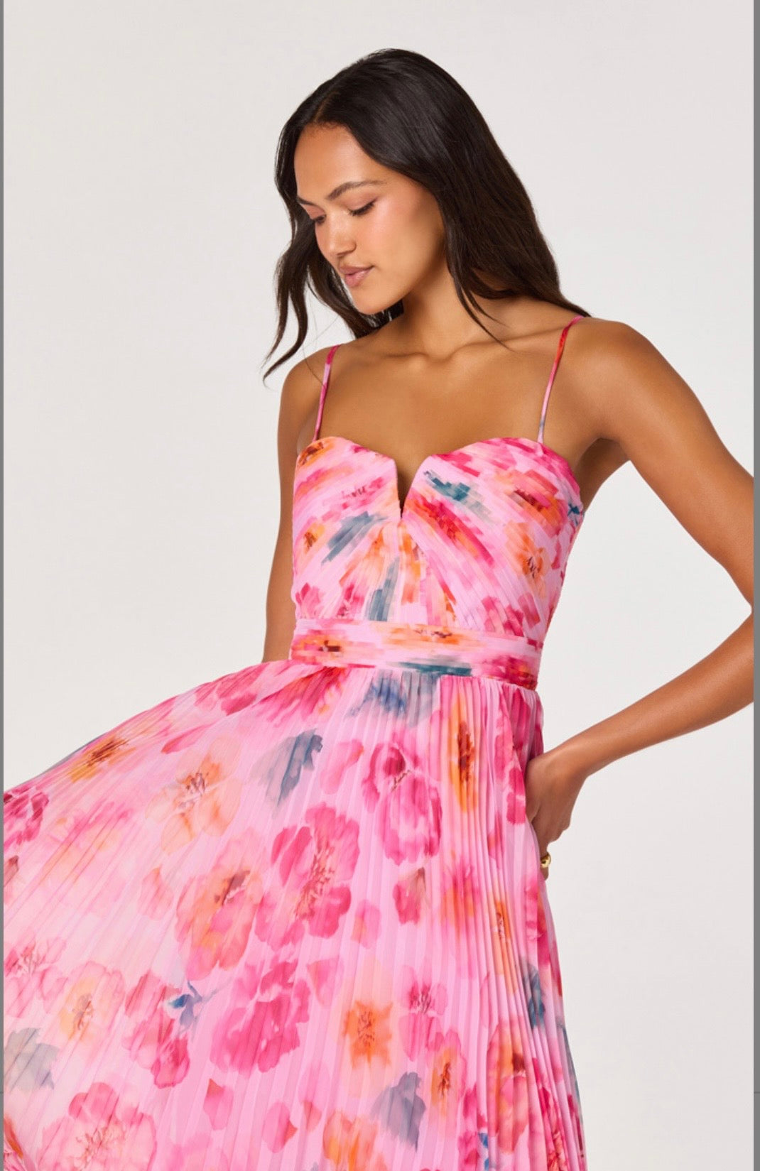 pink floral pleated midi dress AKIRA Garden Floral Pleated Midi Dress