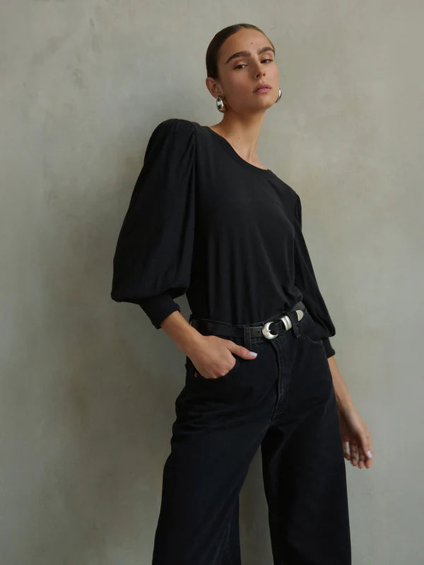 The LOREN Tee